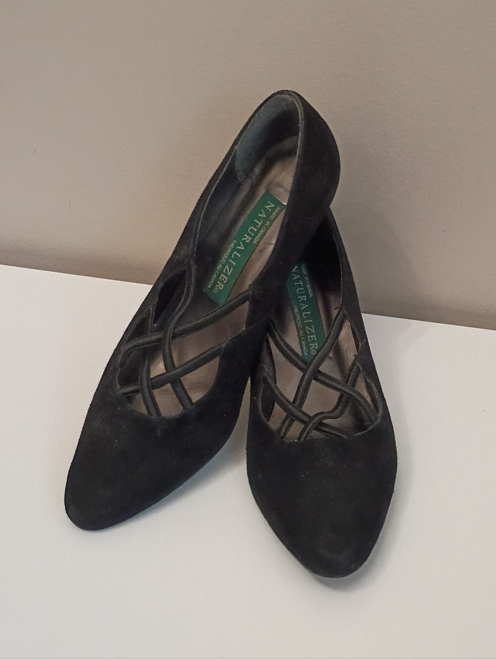 **2/$20 SALE - Vintage Naturalizer Suede Pointed-Toe Heels with Lattice Straps